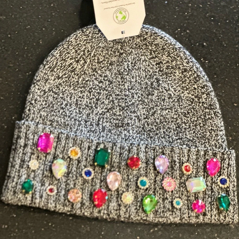 Junk jeweled Beanie - Picture 4 of 4